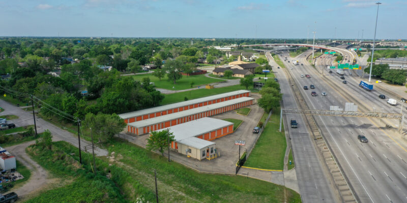 Curio Storage S Loop Self Storage Facility in S Houston, Tx