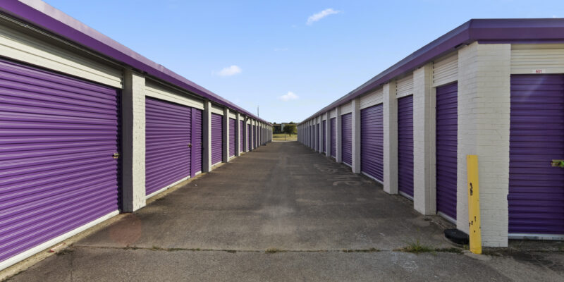 Curio Storage Ft Worth Texas in Vega Dr Drive Up Storage Units with Wide Isles