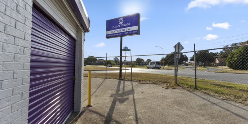 Curio Storage Ft Worth Texas in Vega Dr with business sign