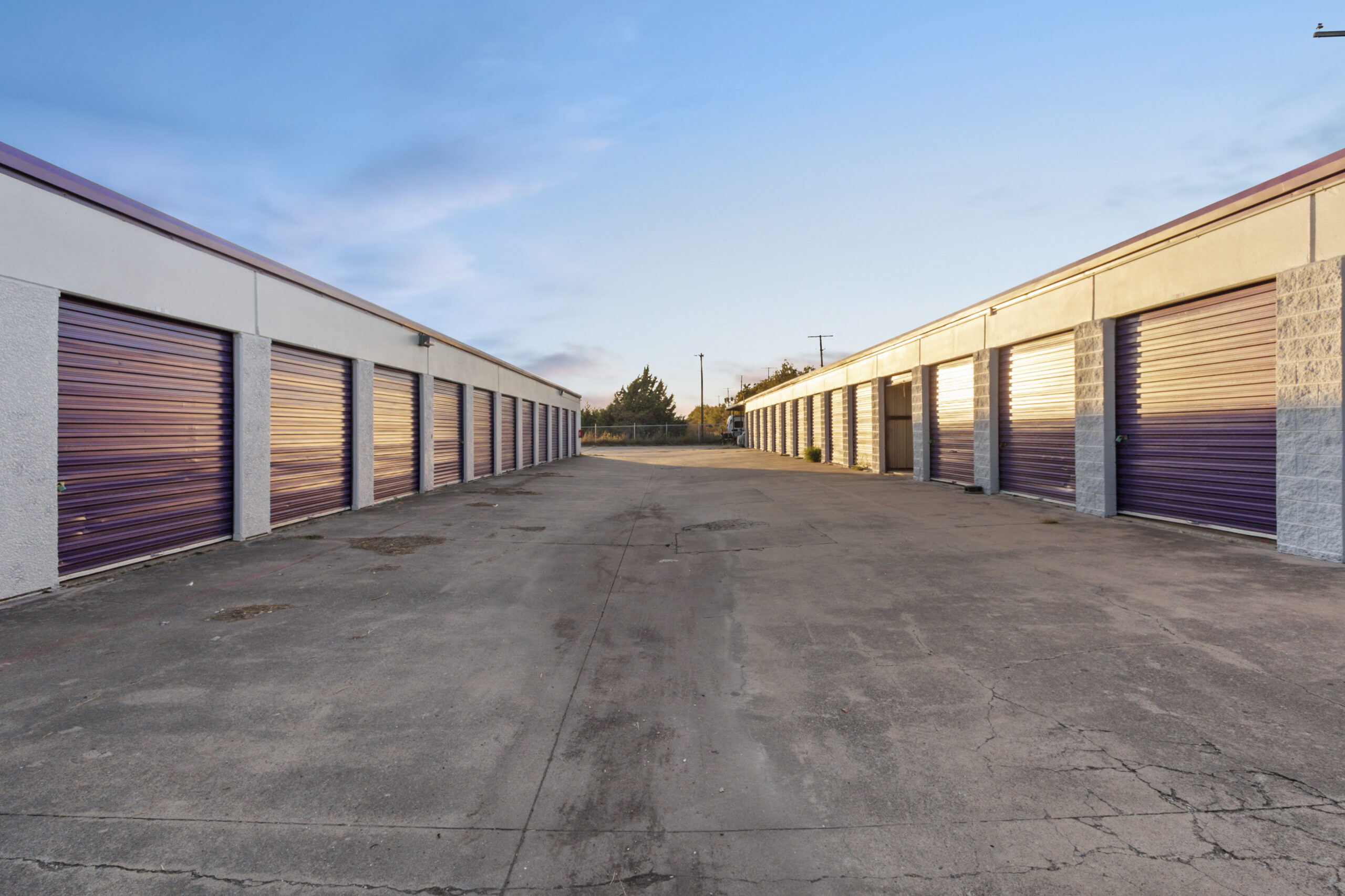 Curio Storage Ft worth Texas Oak Grove Self Storage Facility with units for rent