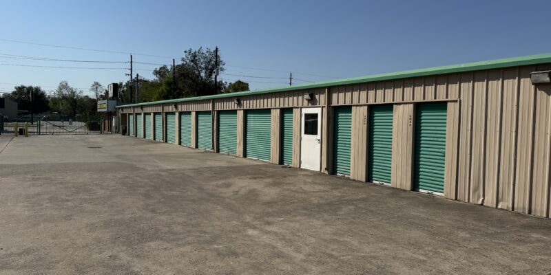 Curio Storage Drive up Storage in Humble Texas